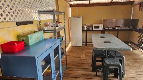 Raihei Auberge de jeunesse et emplacement tente chez l'habitant à Bora Bora (Raihei Auberge de jeunesse et emplacement tente chez l'habitant a Bora Bora) in جزيرة بورا بورا