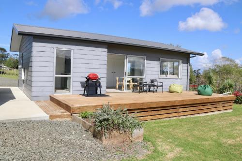 Facilities, Modern Country Retreat - The Farmhouse 84 in Te Kopuru