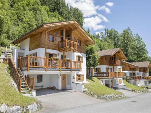 Spacious Detached Chalet in Holiday Village - Location saisonnière - Wald im Pinzgau