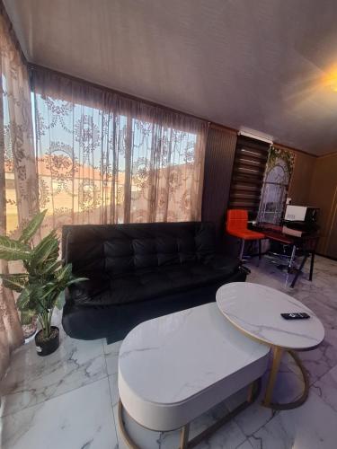 Elvalas Apartment Cozy 1 Bedroom with your own private kitchen and bathroom in 伊萬德