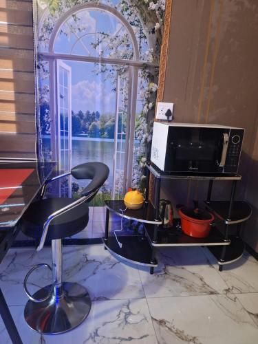 Elvalas Apartment Cozy 1 Bedroom with your own private kitchen and bathroom in 伊萬德