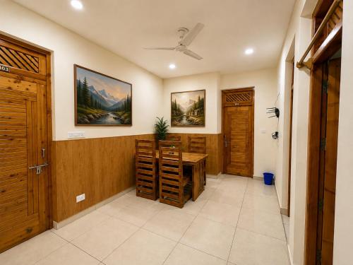 Faciliteiten, Mahima Cottage - Near Waterfall with wooden Bridge in Bashisht