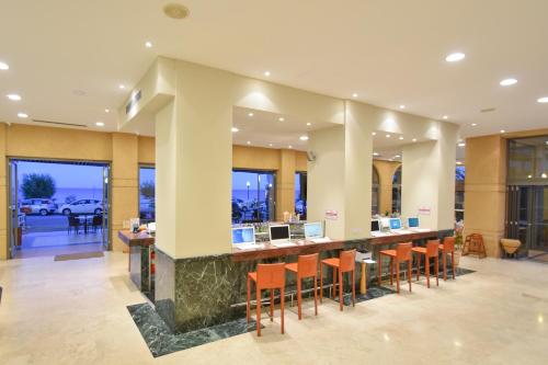 Ibiscus Hotel - image 8