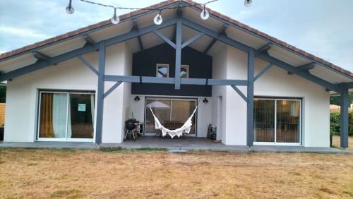 Maison Landaise - 165m2 avec piscine in Commensacq