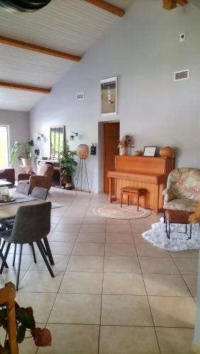 Maison Landaise - 165m2 avec piscine in Commensacq