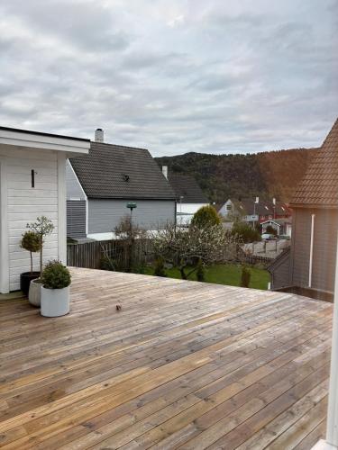 15 mins from Bergen city center, familyhome in Olsvik