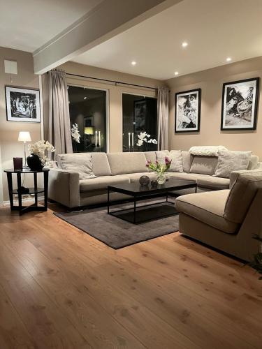 15 mins from Bergen city center, familyhome in Olsvik