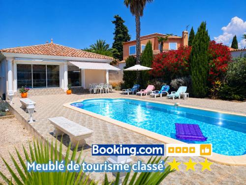Maison 3 chambres avec piscine à 5 min à pied de la plage