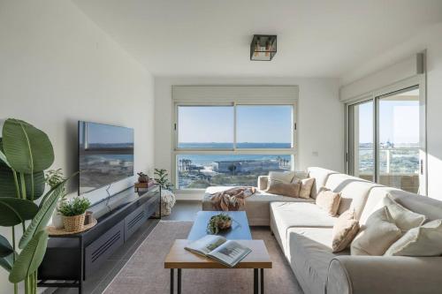 Akko's lookout – Old City & Sea View, Floor 9 (12) in Acre
