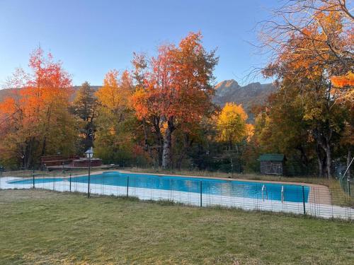 Cabañas Los Nevados (Cabanas Los Nevados) in Termas Dečilana
