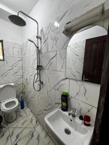Nova Star Villa Guesthouse in คุมบา