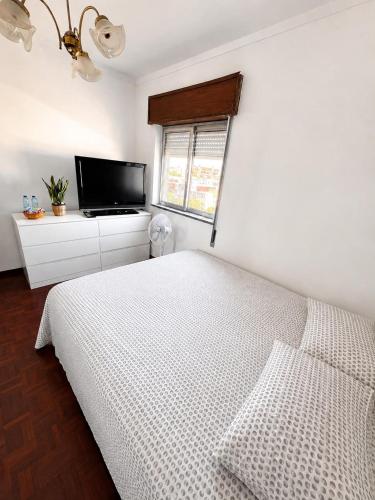 Quarto privado com cama de casal em Penthouse com BBQ in บัววิสตา