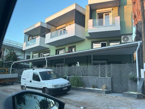 Lemoni apartments in Euboea