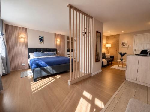Blue Comfort Suite close to everything you need