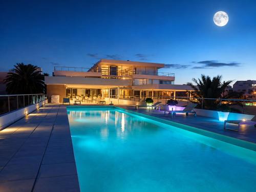 Gala Puerto, Peninsula, Piscina climatizada y Playa