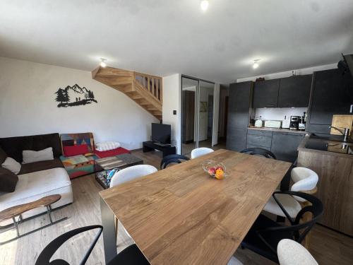 Appartement contemporain - 8 pers. - FR-1-836-84