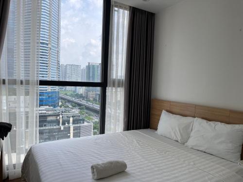 Vinhomes Skylake - Signature Apartment by DH Homes - image 3