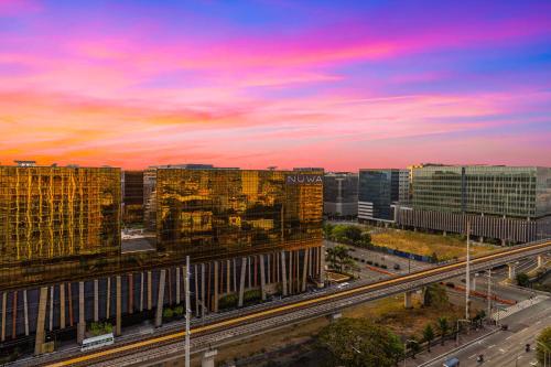 Spacious Unit & High-Floor Hotel near City of Dreams, Airport, Okada, and Solaire Casino