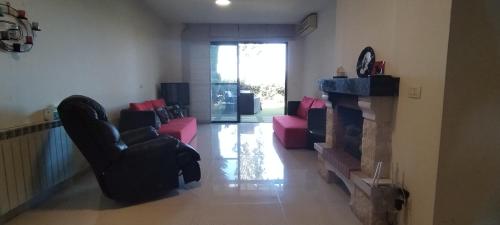 Bhamdoun Escape - Relax, Calm, & Breathe Fresh Air in Lebanon Mountains in Bhamdoun
