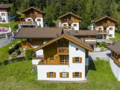 Alpine Chalet in Wald im Pinzgau for 12