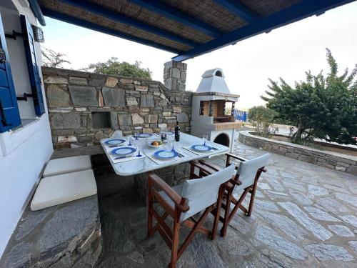 Villa Drionisi in Tzanes Paros · 6 Guests - image 3