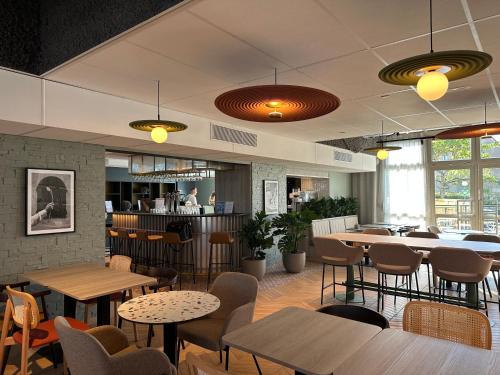 Restaurant, TULIP Hotels & Residences – Marne-la-Vallee Torcy in Torcy