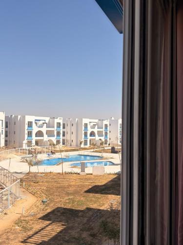 Mountain View 3BR Chalet - Side Pool View - Families Only - Beach Access Not Included - Mountain Vie in Zawiyat Ailat Nuh