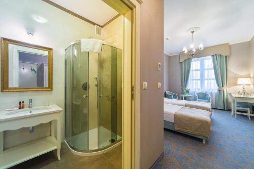 Hotel Jarosław - main image