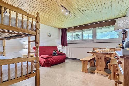 Résidence Neige Et Soleil - Studio 4 personnes à Tignes au pied des pistes et proche des commerces dans le quartier du Rosset. Studio très bien agencé avec MAE-1806