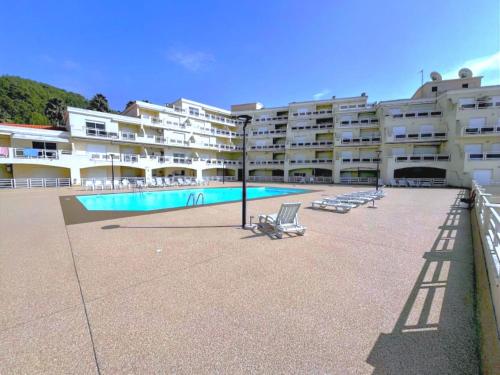 BEACH house, Sesimbra