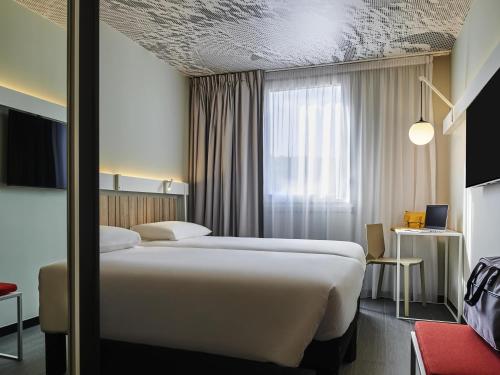 Ibis Montlhery Paris Sud Room Type - Standard Twin Room