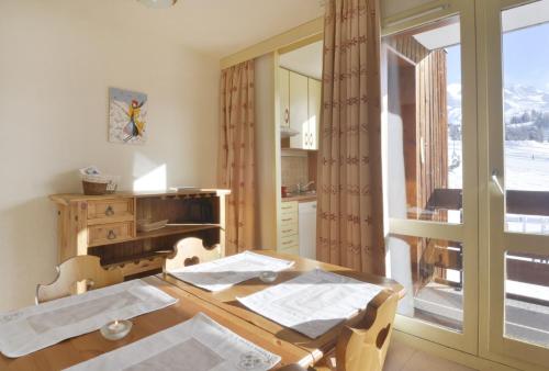 Residence 3000 - Studio divisible agréable · Accès direct aux pistes · Vue pistes · Balcon MAE-3613