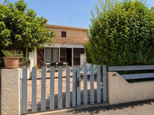 Mediterranean villa Walking distance to the beach 2 terraces - Location saisonnière - Vendres