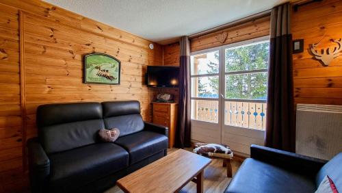 Chalet De L'arbaron - Appartement spacieux · Confortable · Balcon MAE-7350