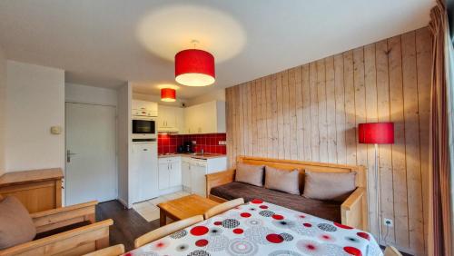 Résidence Les Pleiades - Appartement lumineux avec balcon · Centre station · Parking couvert MAE-7379