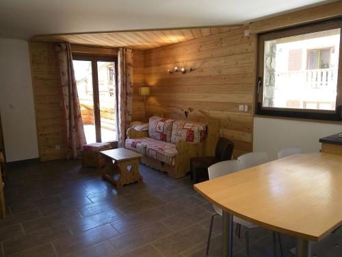 Chalet Les Pins - Duplex 3 pièces 4/6 personnes exposé Ouest MAE-9684
