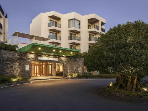 Exterior view, Mercure Ambassador Jeju near Dang-Oreum