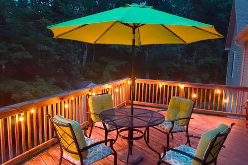 Faciliteter, Otter Manor - WIFI|Fire Pit|Gameroom|Private Trail in Hancock (MD)