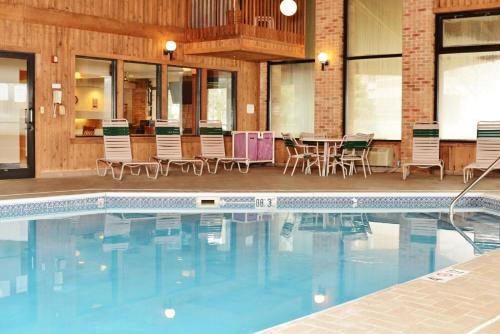 Country Hearth Inn & Suites - Kenton in Kenton, USA