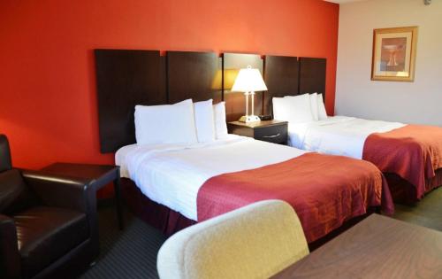 Country Hearth Inn & Suites - Kenton