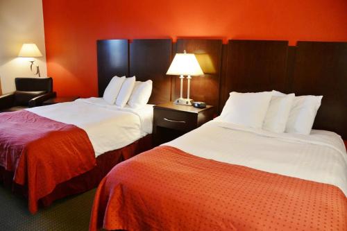 Country Hearth Inn & Suites - Kenton