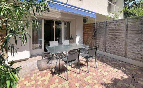 Le Riviera T2 Cour privée 5 min plage AC