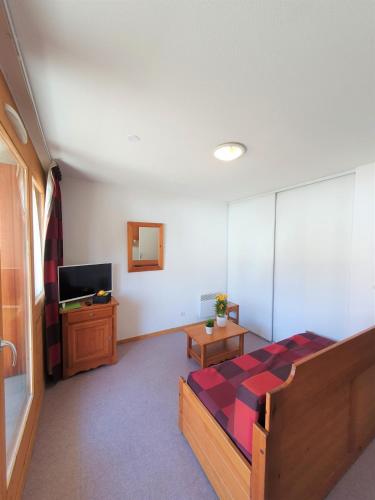 Résidence Les Toits Du Devoluy - APPARTEMENT 6 PERSONNES BALCON SUD MAE-8514