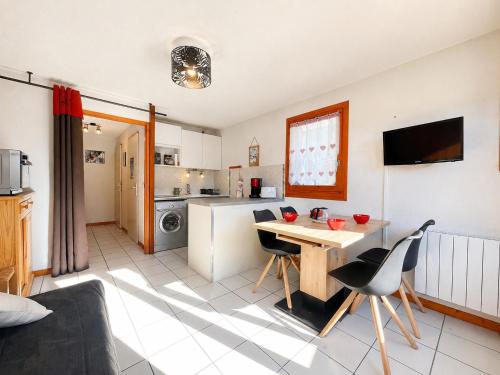 Résidence Les Balcons Du Charvin - Appartement confortable et proche du village MAE-9274