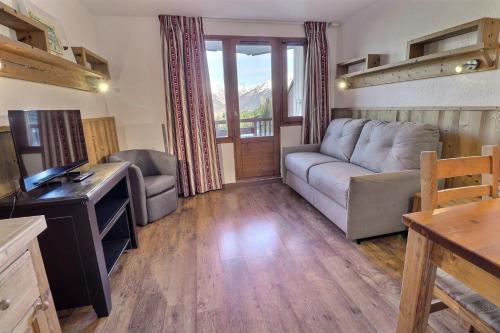 Résidence Grand Bois A - CONFORTABLE 2 PIECES, SKIS AUX PIEDS ET PROCHE DES COMMERCES MAE-2044