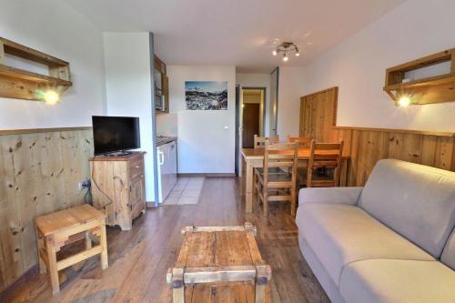 Résidence Grand Bois A - CONFORTABLE 2 PIECES, SKIS AUX PIEDS ET PROCHE DES COMMERCES MAE-2064