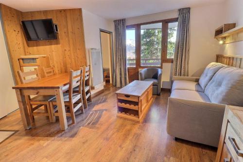 Résidence Grand Bois A - CONFORTABLE 2 PIECES, SKIS AUX PIEDS ET PROCHE DES COMMERCES MAE-2074