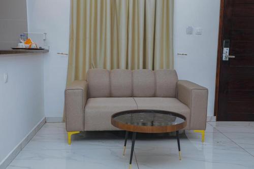 Hôtel Résidence EDEN D'IVOIRE (Hotel Residence EDEN D'IVOIRE) in กอร์โอโก