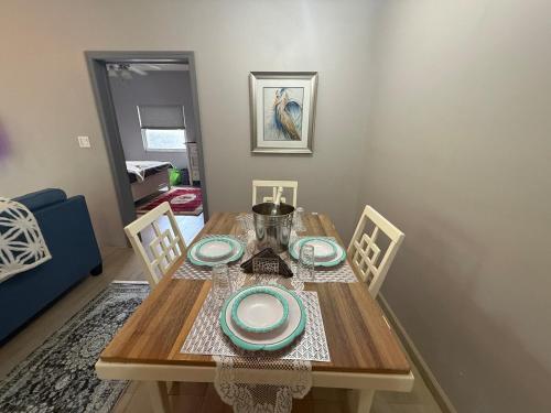 One Bedroom Luxurious Beach Front Villa Pool-Gym-AC Sleeps 5! in Falmouth