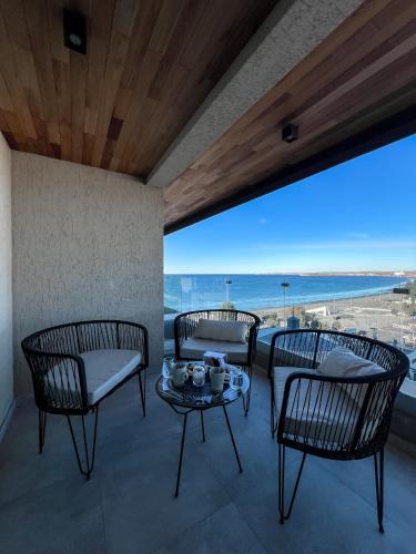 Caleta Design - Alojamientos in Пуерто Мадрин